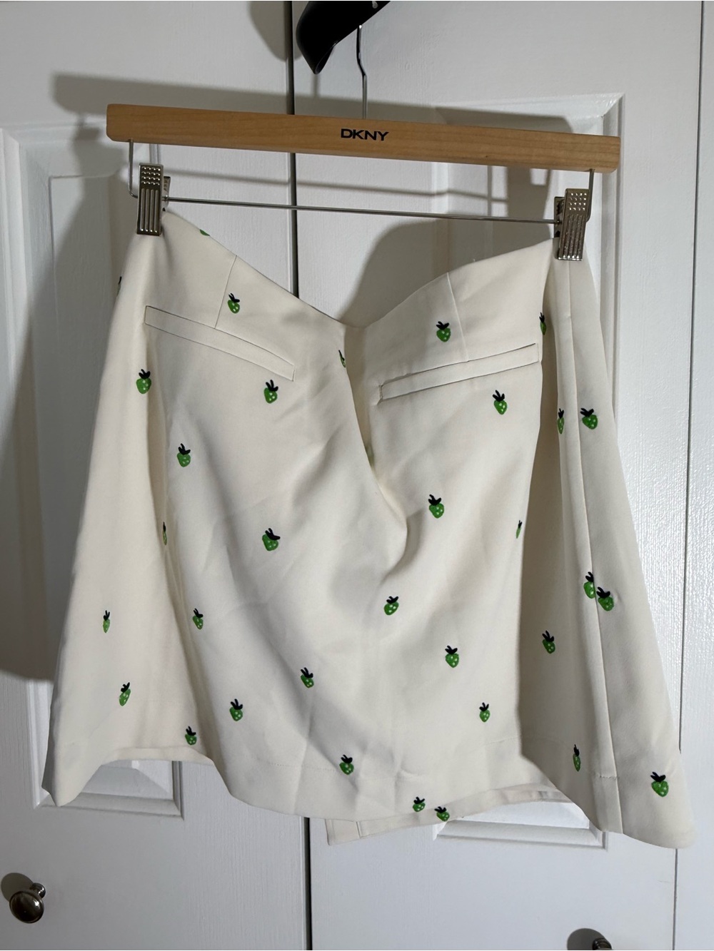 Tory Burch Cream A-Line Skirt with Green Embroidered Accents - Picture 4 of 8